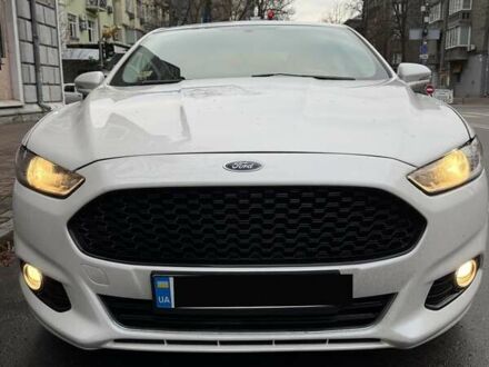 Белый Форд Фьюжн, объемом двигателя 2 л и пробегом 144 тыс. км за 14300 $, фото 1 на Automoto.ua