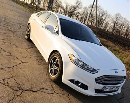 Білий Форд Фьюжен, об'ємом двигуна 1.5 л та пробігом 182 тис. км за 9800 $, фото 1 на Automoto.ua