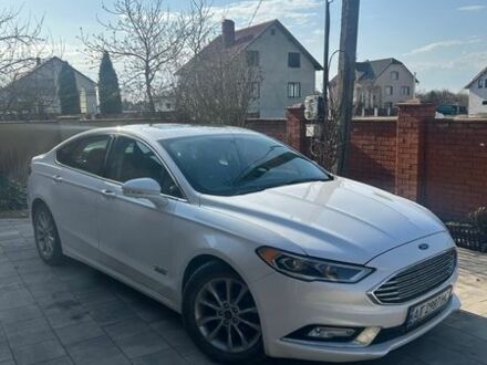 Белый Форд Фьюжн, объемом двигателя 2 л и пробегом 133 тыс. км за 14899 $, фото 1 на Automoto.ua