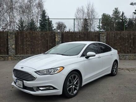 Білий Форд Фьюжен, об'ємом двигуна 2.49 л та пробігом 65 тис. км за 15500 $, фото 1 на Automoto.ua