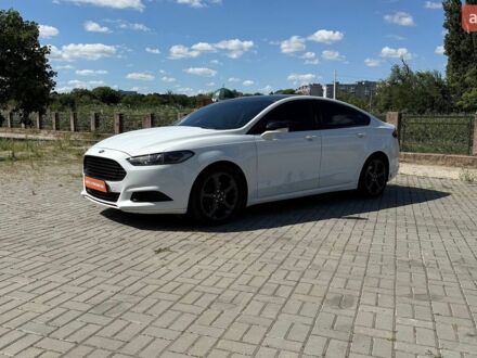 Білий Форд Фьюжен, об'ємом двигуна 2.49 л та пробігом 238 тис. км за 10500 $, фото 1 на Automoto.ua