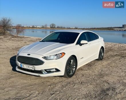 Белый Форд Фьюжн, объемом двигателя 2 л и пробегом 190 тыс. км за 12000 $, фото 1 на Automoto.ua