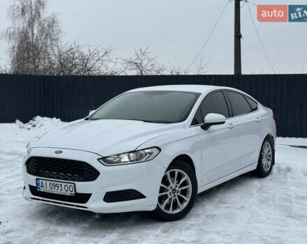 Білий Форд Фьюжен, об'ємом двигуна 2.5 л та пробігом 252 тис. км за 9400 $, фото 1 на Automoto.ua