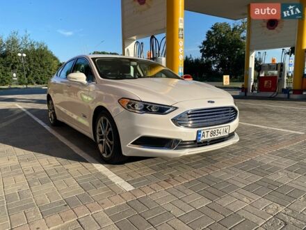 Белый Форд Фьюжн, объемом двигателя 2 л и пробегом 77 тыс. км за 14500 $, фото 1 на Automoto.ua