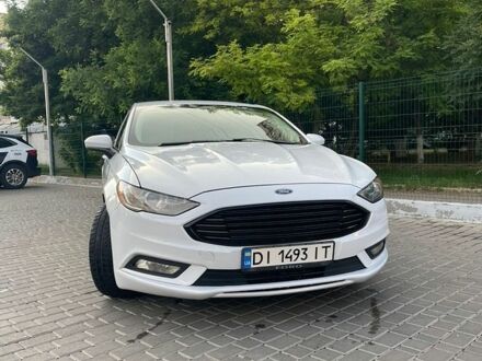 Білий Форд Фьюжен, об'ємом двигуна 2 л та пробігом 147 тис. км за 10900 $, фото 1 на Automoto.ua