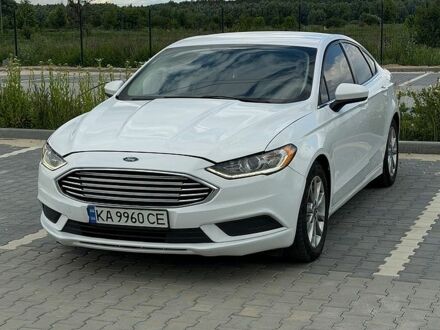 Белый Форд Фьюжн, объемом двигателя 2.5 л и пробегом 136 тыс. км за 13400 $, фото 1 на Automoto.ua
