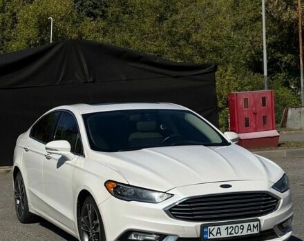 Білий Форд Фьюжен, об'ємом двигуна 2 л та пробігом 154 тис. км за 13000 $, фото 1 на Automoto.ua