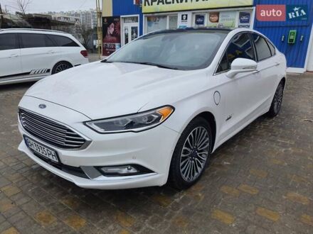 Белый Форд Фьюжн, объемом двигателя 2 л и пробегом 168 тыс. км за 17900 $, фото 1 на Automoto.ua