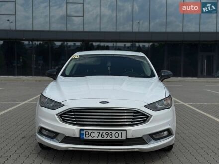 Белый Форд Фьюжн, объемом двигателя 2 л и пробегом 196 тыс. км за 12500 $, фото 1 на Automoto.ua