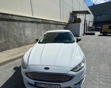 Белый Форд Фьюжн, объемом двигателя 2 л и пробегом 196 тыс. км за 12500 $, фото 1 на Automoto.ua