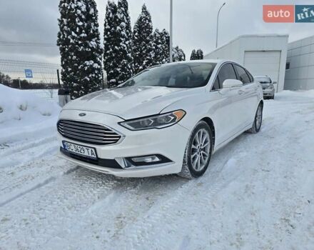 Білий Форд Фьюжен, об'ємом двигуна 1.5 л та пробігом 99 тис. км за 12900 $, фото 1 на Automoto.ua