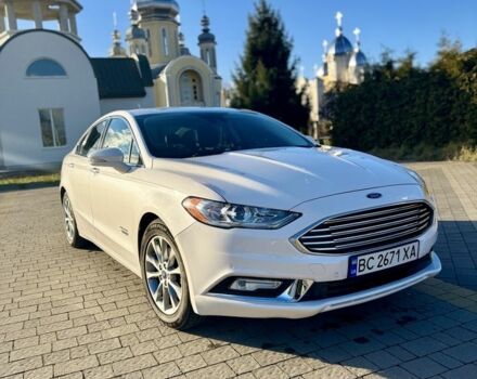 Белый Форд Фьюжн, объемом двигателя 2 л и пробегом 111 тыс. км за 14000 $, фото 1 на Automoto.ua