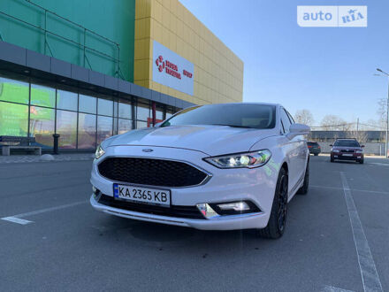 Форд Фьюжн 2017 в Киеве на Automoto.ua Белый Форд Фьюжн, объемом двигателя 2 л и пробегом 143 тыс. км за 13900 $, фото 1 на Automoto.ua