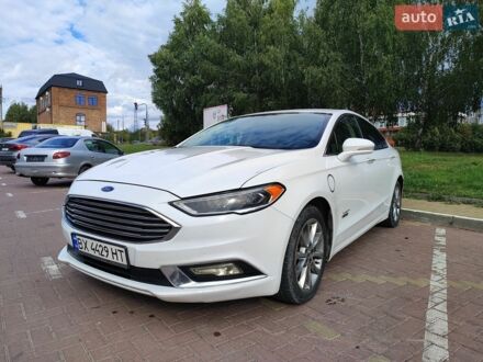Белый Форд Фьюжн, объемом двигателя 2 л и пробегом 160 тыс. км за 14900 $, фото 1 на Automoto.ua