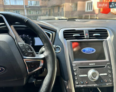 Білий Форд Фьюжен, об'ємом двигуна 2 л та пробігом 120 тис. км за 15800 $, фото 1 на Automoto.ua