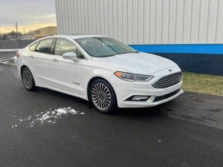 Белый Форд Фьюжн, объемом двигателя 2 л и пробегом 89 тыс. км за 4400 $, фото 1 на Automoto.ua