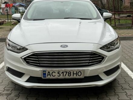 Белый Форд Фьюжн, объемом двигателя 2 л и пробегом 142 тыс. км за 14000 $, фото 1 на Automoto.ua