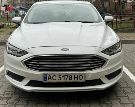 Белый Форд Фьюжн, объемом двигателя 2 л и пробегом 142 тыс. км за 14000 $, фото 1 на Automoto.ua