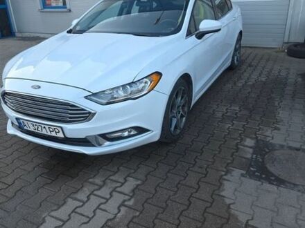 Белый Форд Фьюжн, объемом двигателя 2.5 л и пробегом 77 тыс. км за 11500 $, фото 1 на Automoto.ua