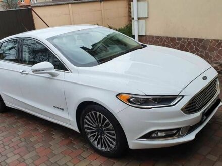 Білий Форд Фьюжен, об'ємом двигуна 2 л та пробігом 46 тис. км за 11600 $, фото 1 на Automoto.ua