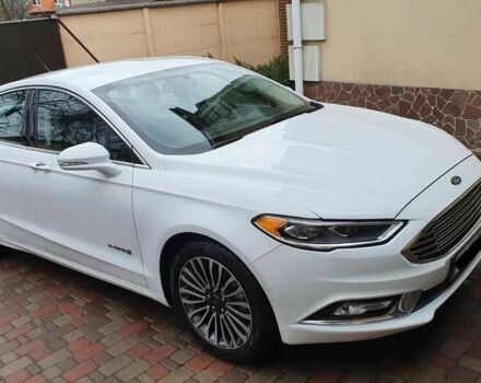 Білий Форд Фьюжен, об'ємом двигуна 2 л та пробігом 46 тис. км за 11600 $, фото 1 на Automoto.ua