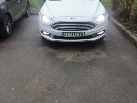 Белый Форд Фьюжн, объемом двигателя 2 л и пробегом 130 тыс. км за 16850 $, фото 1 на Automoto.ua