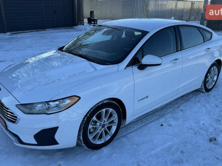 Білий Форд Фьюжен, об'ємом двигуна 0 л та пробігом 199 тис. км за 13100 $, фото 1 на Automoto.ua