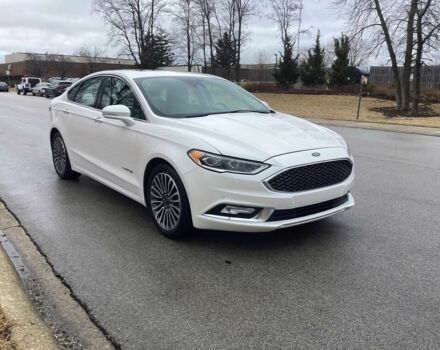 Білий Форд Фьюжен, об'ємом двигуна 2 л та пробігом 38 тис. км за 10400 $, фото 1 на Automoto.ua