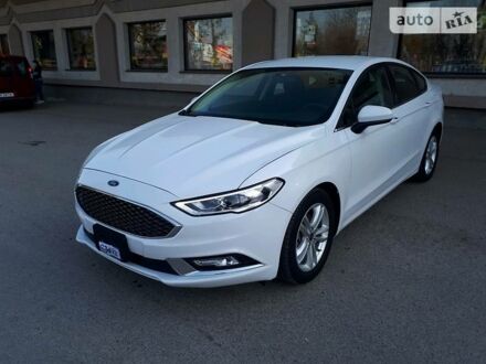 Белый Форд Фьюжн, объемом двигателя 2.5 л и пробегом 120 тыс. км за 15000 $, фото 1 на Automoto.ua