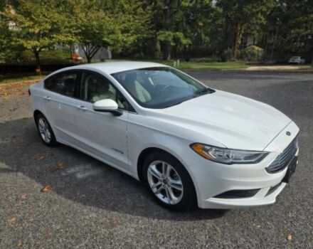 Білий Форд Фьюжен, об'ємом двигуна 2 л та пробігом 35 тис. км за 2200 $, фото 1 на Automoto.ua