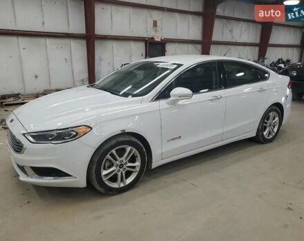 Білий Форд Фьюжен, об'ємом двигуна 2 л та пробігом 137 тис. км за 3600 $, фото 1 на Automoto.ua