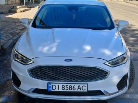 Белый Форд Фьюжн, объемом двигателя 2 л и пробегом 175 тыс. км за 15300 $, фото 1 на Automoto.ua