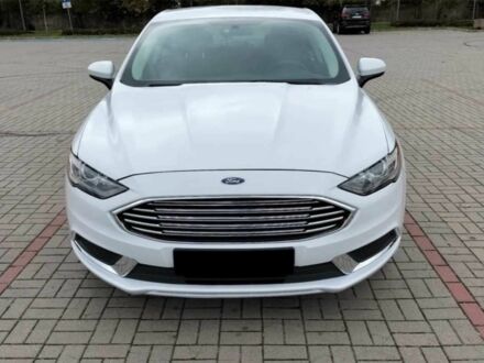 Белый Форд Фьюжн, объемом двигателя 2 л и пробегом 125 тыс. км за 10600 $, фото 1 на Automoto.ua