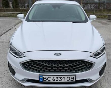 Білий Форд Фьюжен, об'ємом двигуна 2 л та пробігом 165 тис. км за 13600 $, фото 1 на Automoto.ua