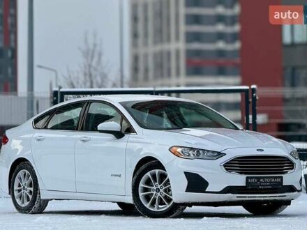 Белый Форд Фьюжн, объемом двигателя 2 л и пробегом 199 тыс. км за 14500 $, фото 1 на Automoto.ua