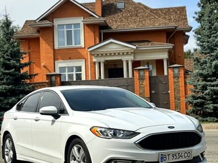 Білий Форд Фьюжен, об'ємом двигуна 2.5 л та пробігом 162 тис. км за 12999 $, фото 1 на Automoto.ua