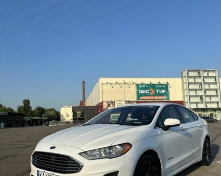 Белый Форд Фьюжн, объемом двигателя 2 л и пробегом 170 тыс. км за 17000 $, фото 1 на Automoto.ua