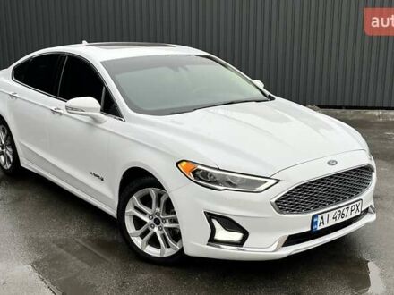 Форд Фьюжн 2019 в Вишневом на Automoto.ua Белый Форд Фьюжн, объемом двигателя 2 л и пробегом 150 тыс. км за 17100 $, фото 1 на Automoto.ua