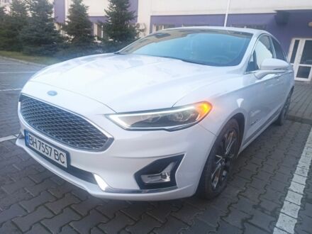 Белый Форд Фьюжн, объемом двигателя 2 л и пробегом 99 тыс. км за 19300 $, фото 1 на Automoto.ua