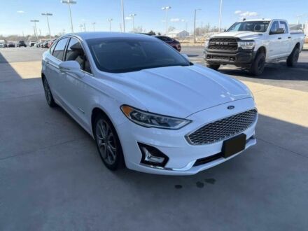 Білий Форд Фьюжен, об'ємом двигуна 2 л та пробігом 33 тис. км за 3620 $, фото 1 на Automoto.ua