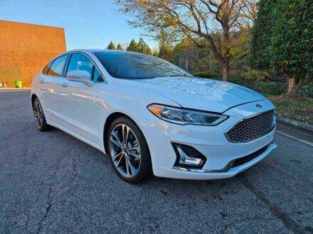 Белый Форд Фьюжн, объемом двигателя 2 л и пробегом 31 тыс. км за 7500 $, фото 1 на Automoto.ua