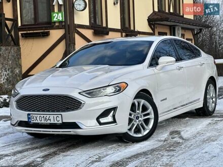 Форд Фьюжен 2019 у Хмельницькому на Automoto.ua Білий Форд Фьюжен, об'ємом двигуна 2 л та пробігом 167 тис. км за 14499 $, фото 1 на Automoto.ua