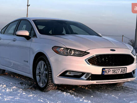 Білий Форд Фьюжен, об'ємом двигуна 2 л та пробігом 167 тис. км за 14500 $, фото 1 на Automoto.ua