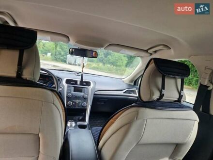 Форд Фьюжен 2019 у Ладижин на Automoto.ua Білий Форд Фьюжен, об'ємом двигуна 2.49 л та пробігом 59 тис. км за 16000 $, фото 1 на Automoto.ua