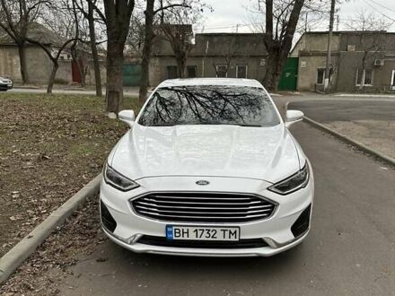 Форд Фьюжен 2019 у Одесі на Automoto.ua Білий Форд Фьюжен, об'ємом двигуна 2 л та пробігом 124 тис. км за 17000 $, фото 1 на Automoto.ua