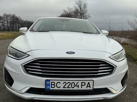 Белый Форд Фьюжн, объемом двигателя 1.5 л и пробегом 105 тыс. км за 14500 $, фото 1 на Automoto.ua