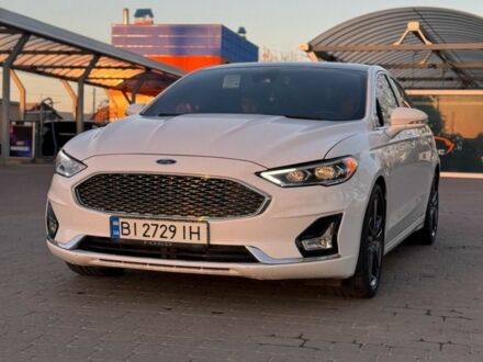 Форд Фьюжн 2020 в Полтаве на Automoto.ua Белый Форд Фьюжн, объемом двигателя 2 л и пробегом 82 тыс. км за 16500 $, фото 1 на Automoto.ua