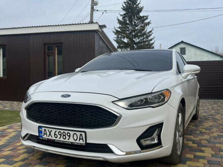 Форд Фьюжн 2020 в Харькове на Automoto.ua Белый Форд Фьюжн, объемом двигателя 2 л и пробегом 147 тыс. км за 15000 $, фото 1 на Automoto.ua