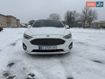 Форд Фьюжн 2020 в Полтаве на Automoto.ua Белый Форд Фьюжн, объемом двигателя 2 л и пробегом 72 тыс. км за 18000 $, фото 1 на Automoto.ua