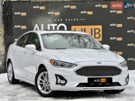 Білий Форд Фьюжен, об'ємом двигуна 2 л та пробігом 84 тис. км за 15000 $, фото 1 на Automoto.ua